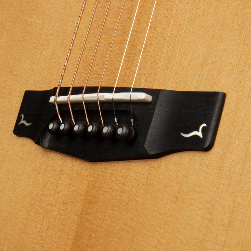 cort gold gold edge guitarra eléctrica acústica característica 3