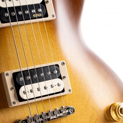 cort action cr cr300 electric guitar feature 9