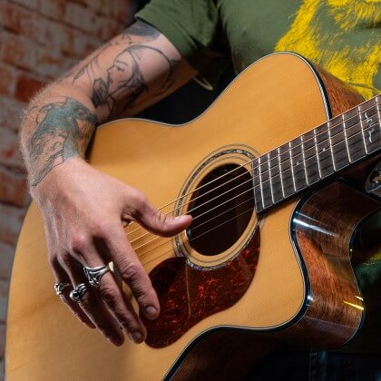 cort gold oc6 acoustic electric guitar feature 2