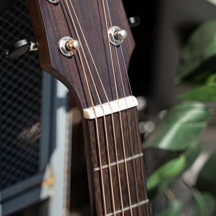 cort core dc caoba guitarra eléctrica acústica característica 7